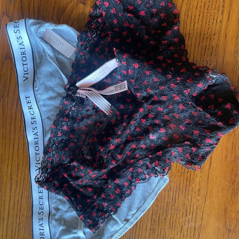 Victoria's Secret Black and Red Men's Boxer Briefs